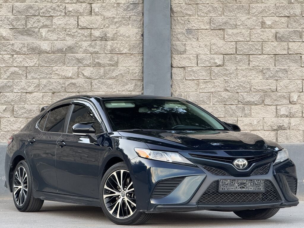 Toyota Camry: 2019 г., 2.5 л, Автомат, Бензин, Седан: фото 3