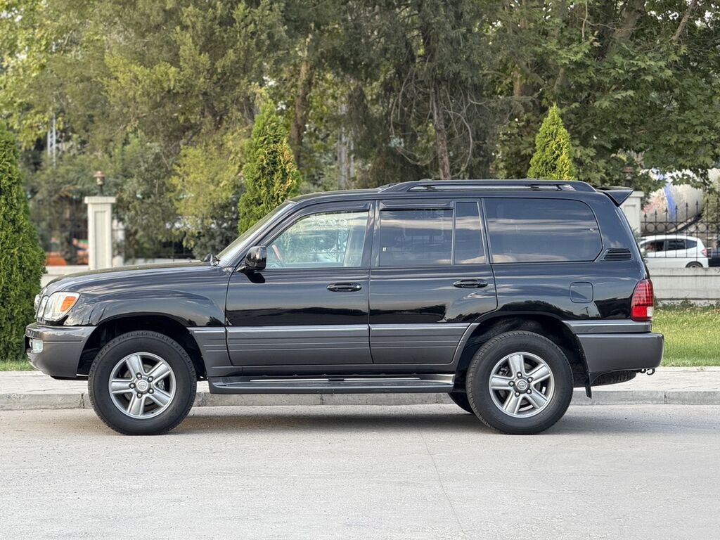 Lexus LX: 2006 г., Автомат, Бензин, Внедорожник: фото 3