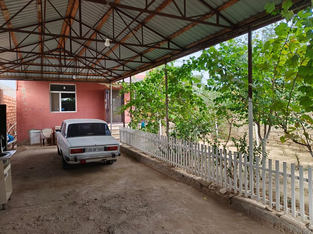 3 otaqlı, 110 kv. m, Orta təmir