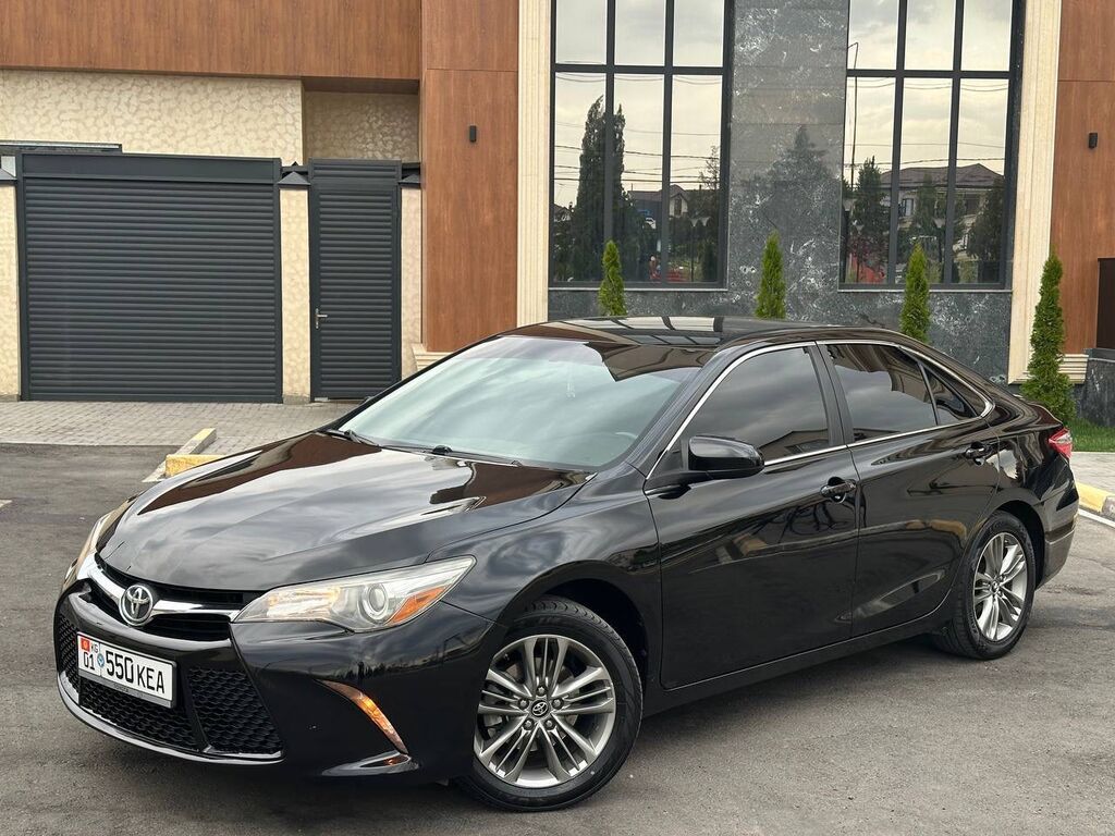 Toyota Camry: 2017 г., 2.5 л, Автомат, Бензин, Седан: фото 5