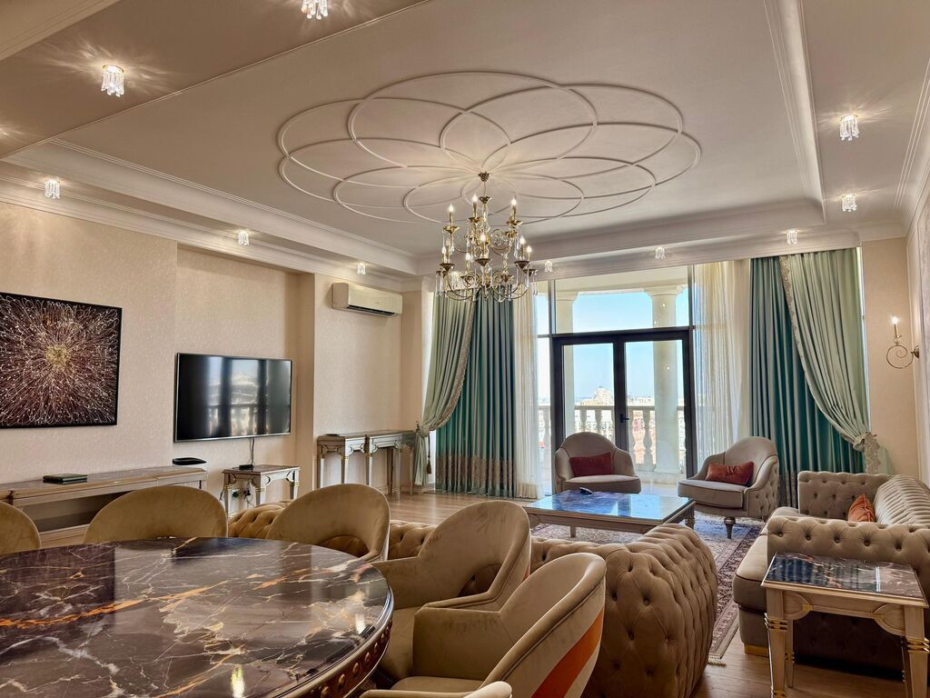 4 комнаты, 180 м², Золотой квадрат Элитка, 14 этаж: фото 3