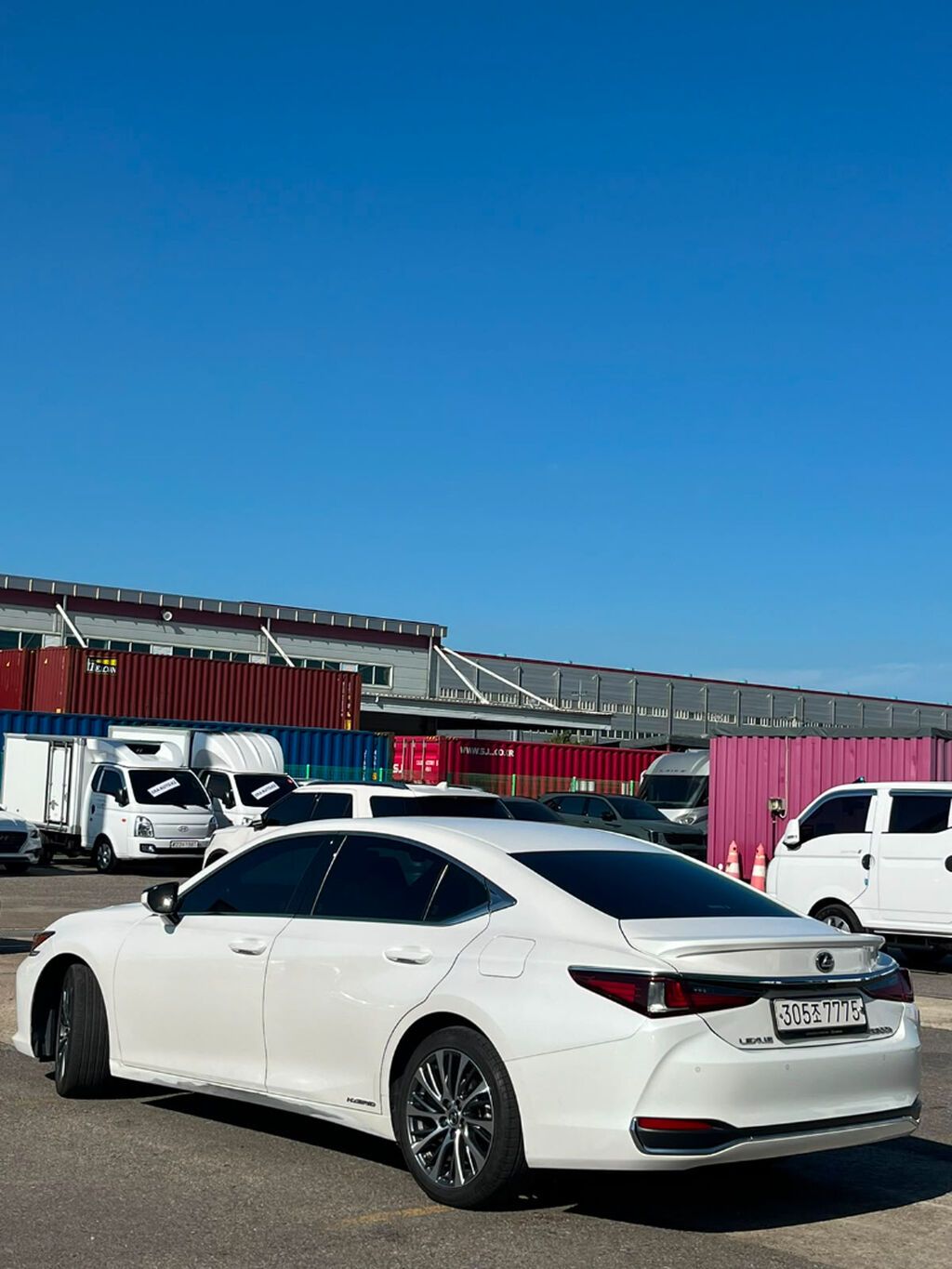 Lexus ES: 2020 г., 2.5 л, Гибрид, Седан: фото 3