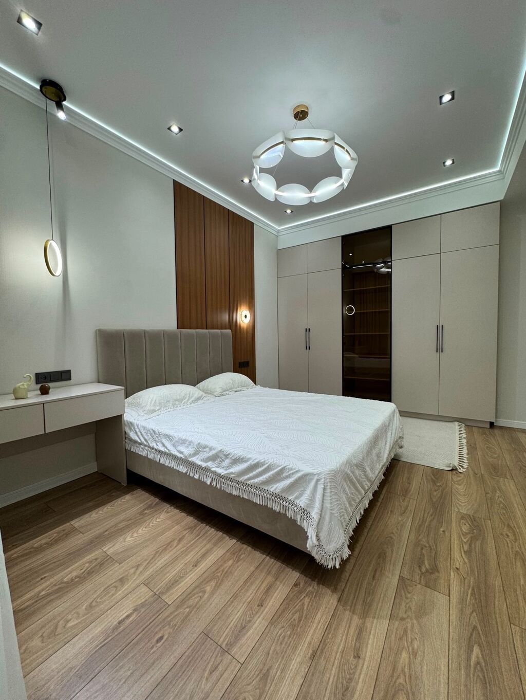 3 комнаты, 77 м², Асанбай мкр 11 этаж, Дизайнерский ремонт: фото 4