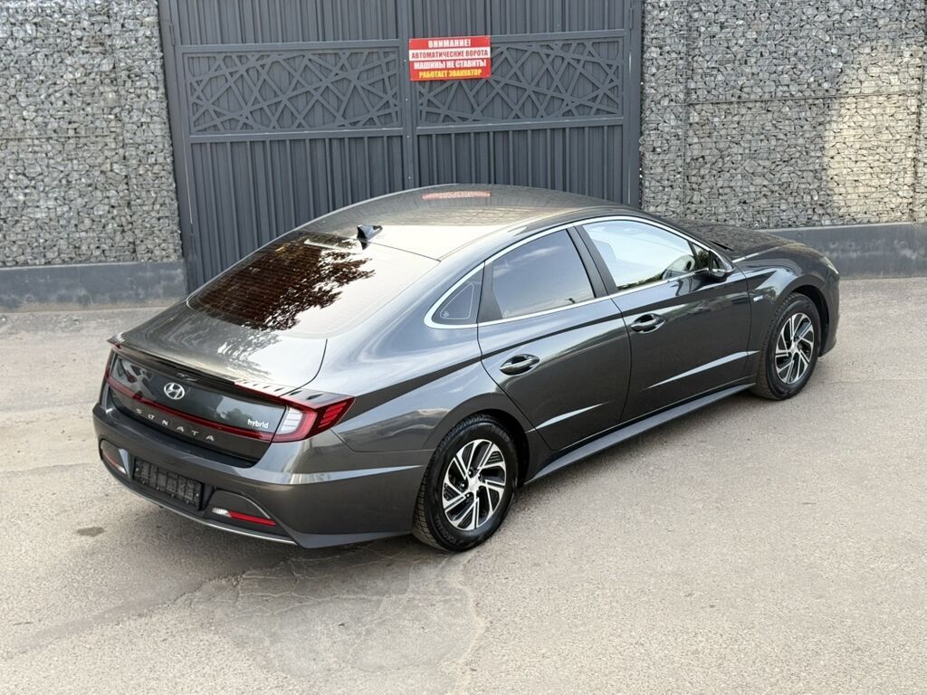 Hyundai Sonata: 2019 г., 2 л, Автомат, Гибрид, Седан: фото 3