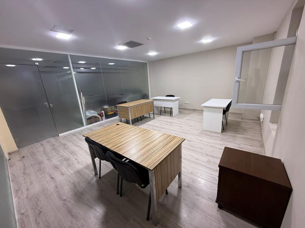 ✨ Nərimanovda, Əhməd Rəcəbli Küçəsində Prestijli Plazada Ofis İcarəyə