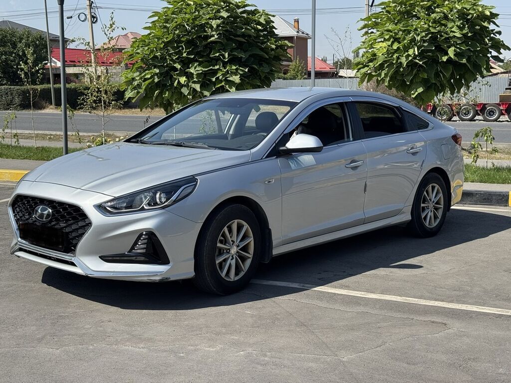 Hyundai Sonata: 2019 г., 2 л, Автомат, Газ, Седан: фото 4