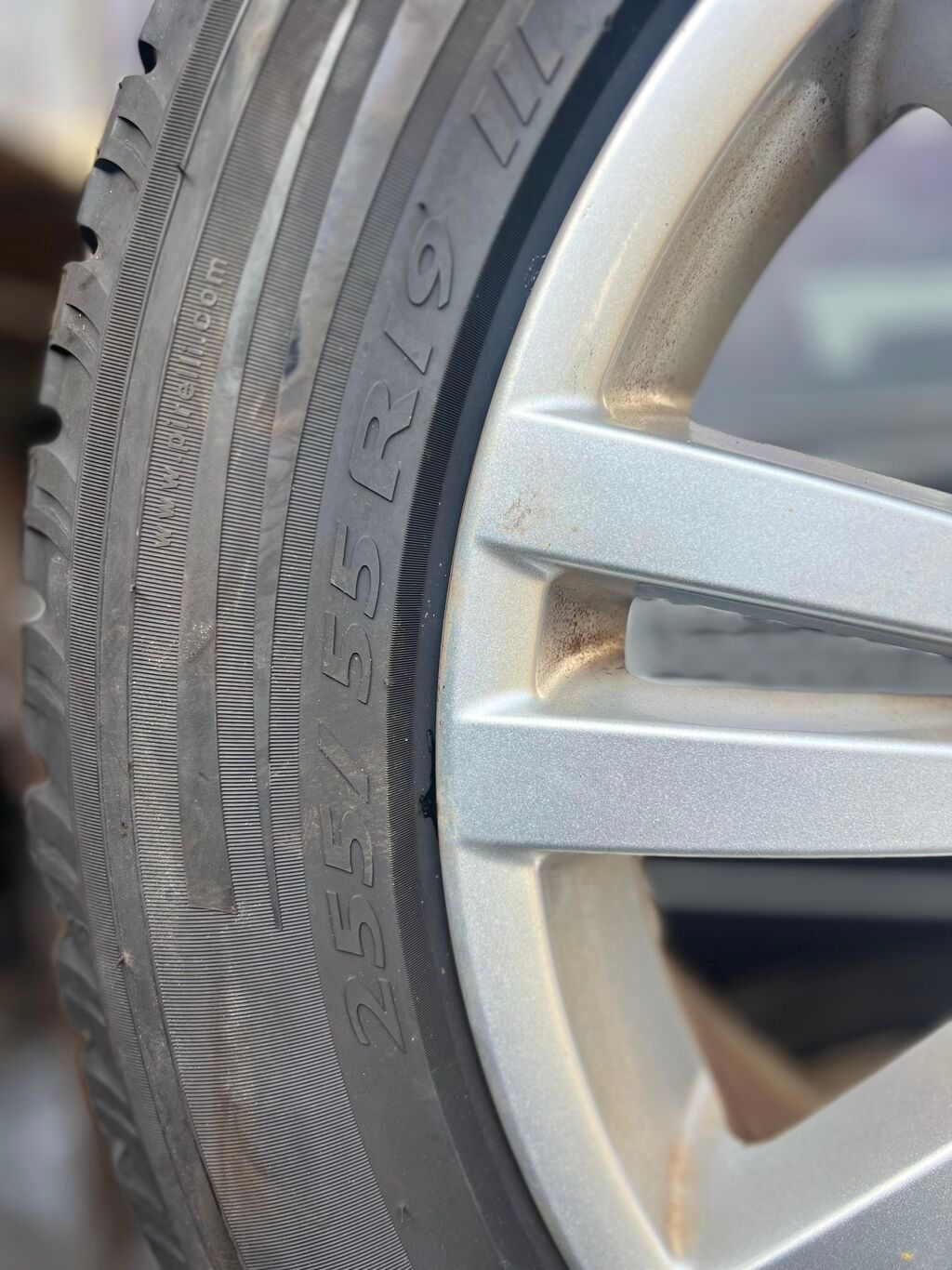 Диски с резиной на Range Rover В наличии диски с резиной PireLLi: фото 3