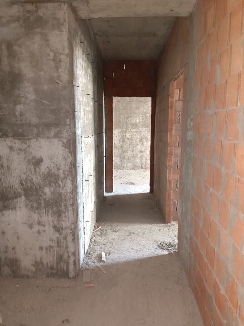 4 otaqlı, Yeni tikili, m. 20 Yanvar, 186 kv. m