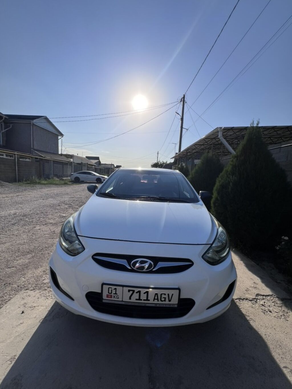 Hyundai Accent: 2013 г., 1.5 л, Автомат, Бензин, Седан: фото 3