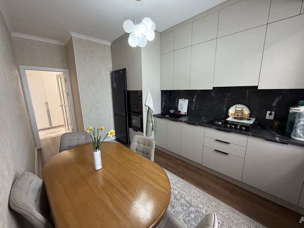 2 комнаты, 67 м², Дордой Плаза ТРЦ Элитка, 9 этаж: фото 2