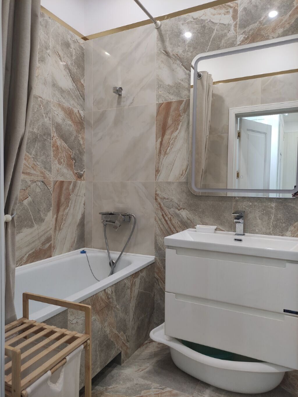 2 комнаты, 76 м², 7 мкр Элитка, 11 этаж, Дизайнерский ремонт: фото 5