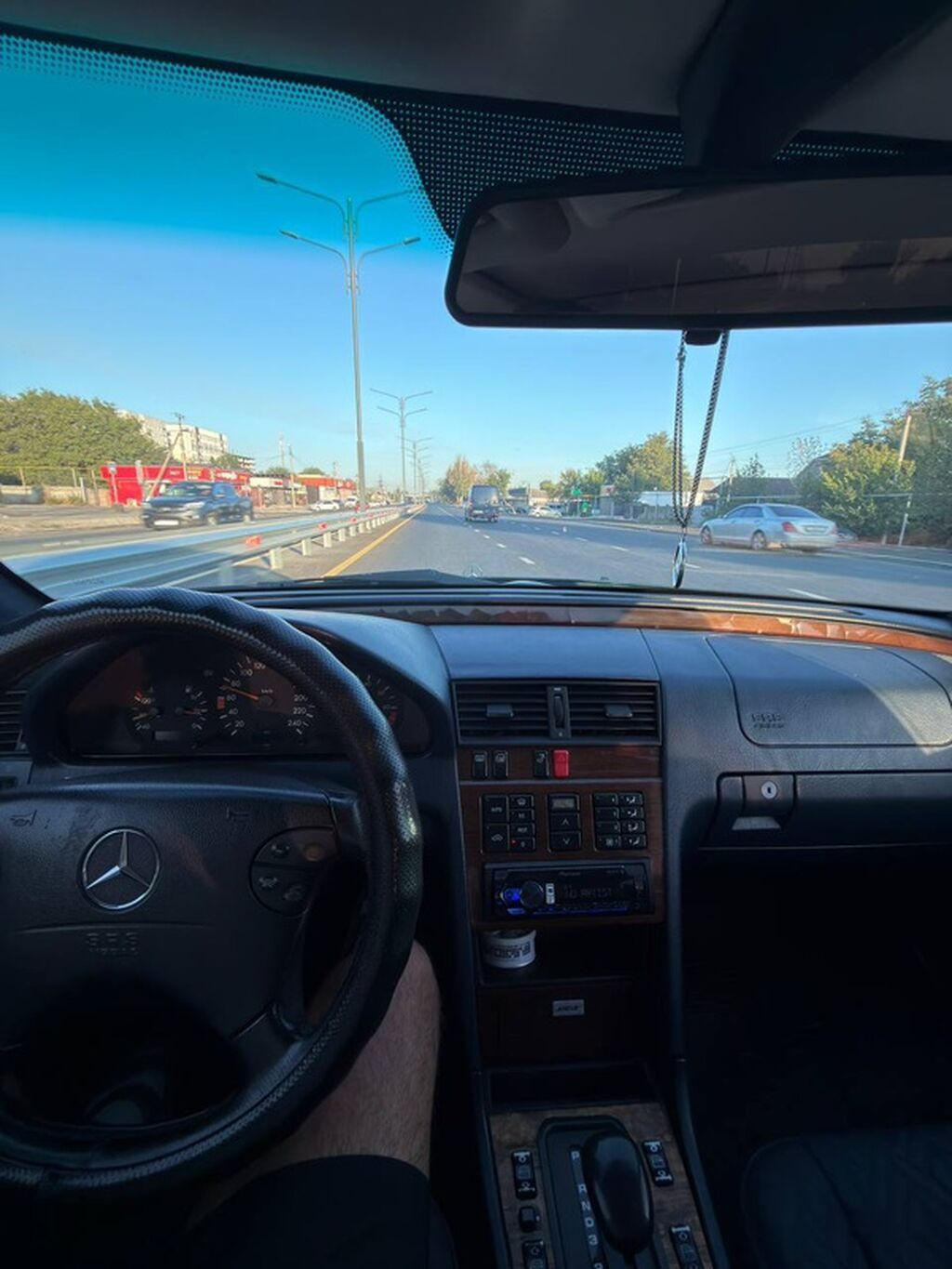 Mercedes-Benz C-Class: 1996 г., 2.2 л, Автомат, Бензин, Седан: фото 5