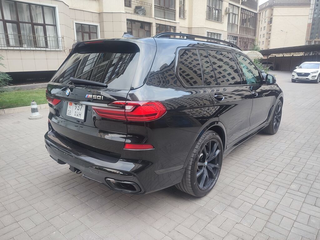 BMW X7: 2020 г., 4.4 л, Автомат, Бензин, Внедорожник: фото 3