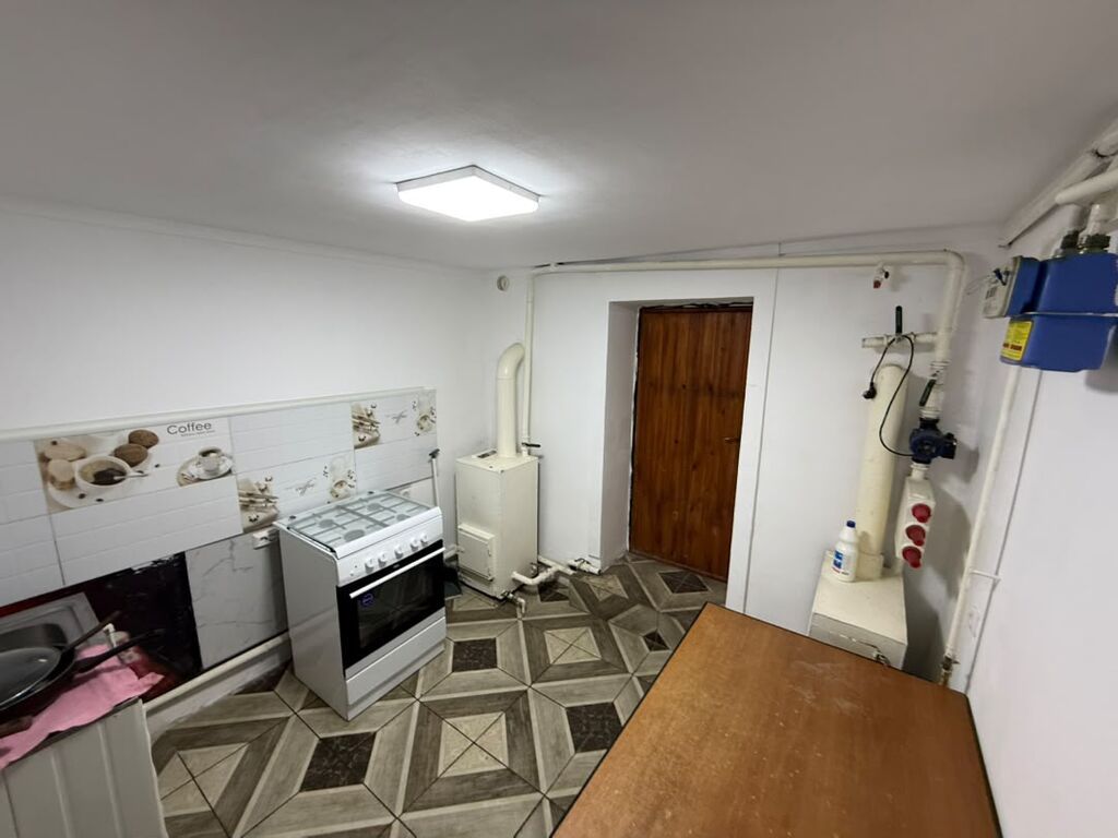 190 м², 6 комнат и более, Нижняя Ала-Арча с., Без животных: фото 6