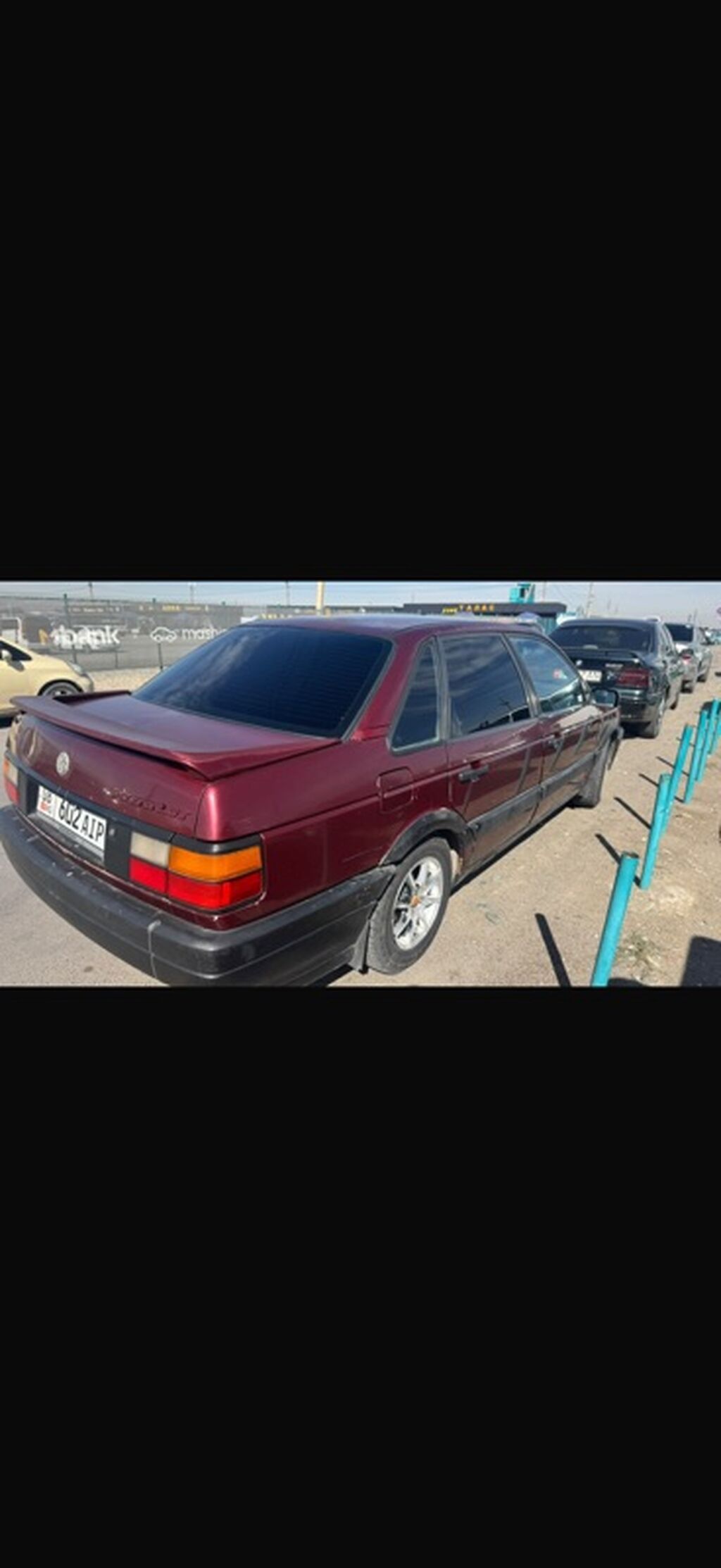 Volkswagen Passat: 1993 г., Механика, Седан: фото 3