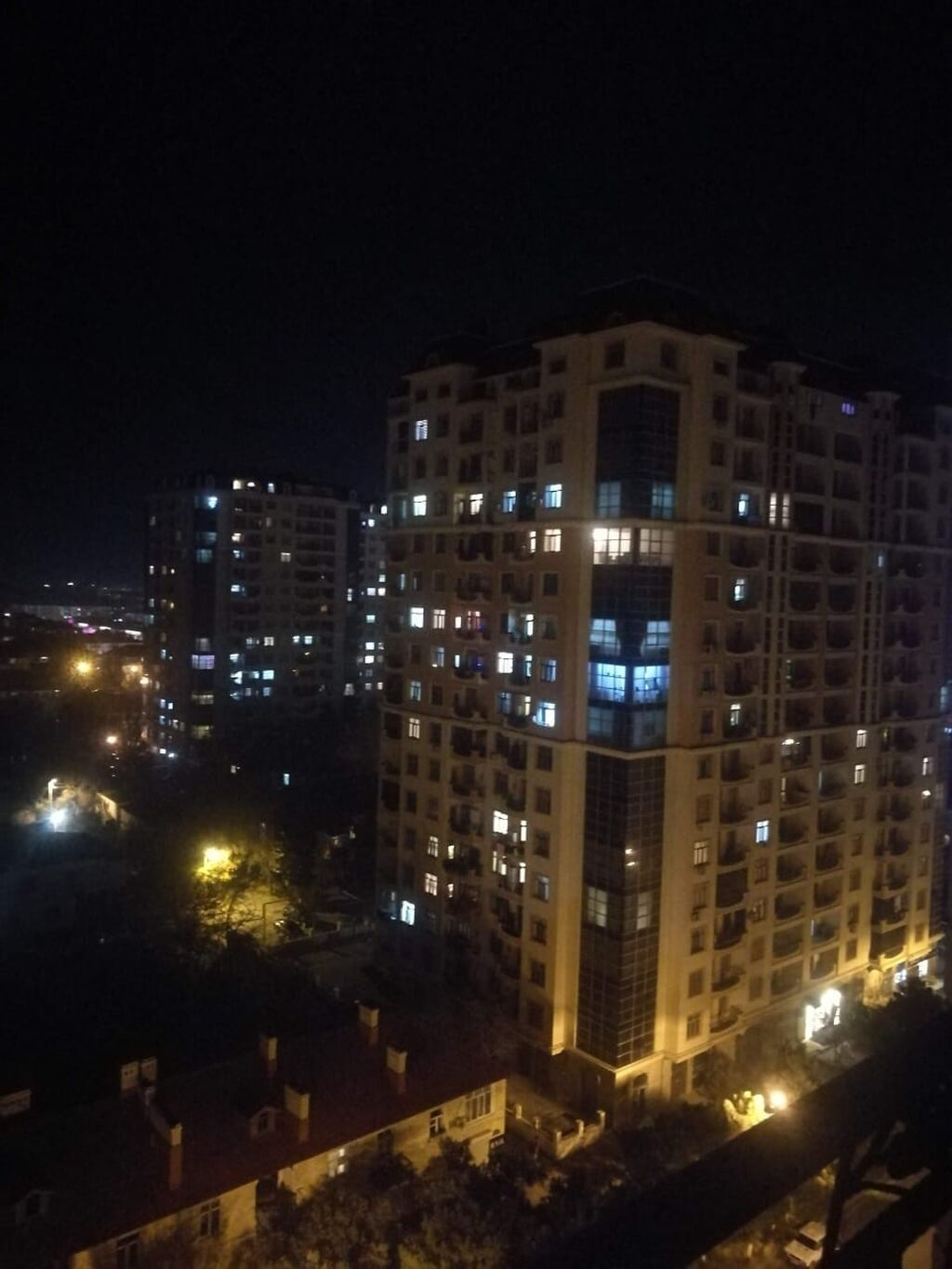 3 otaqlı, Yeni tikili, 142 kv. m
