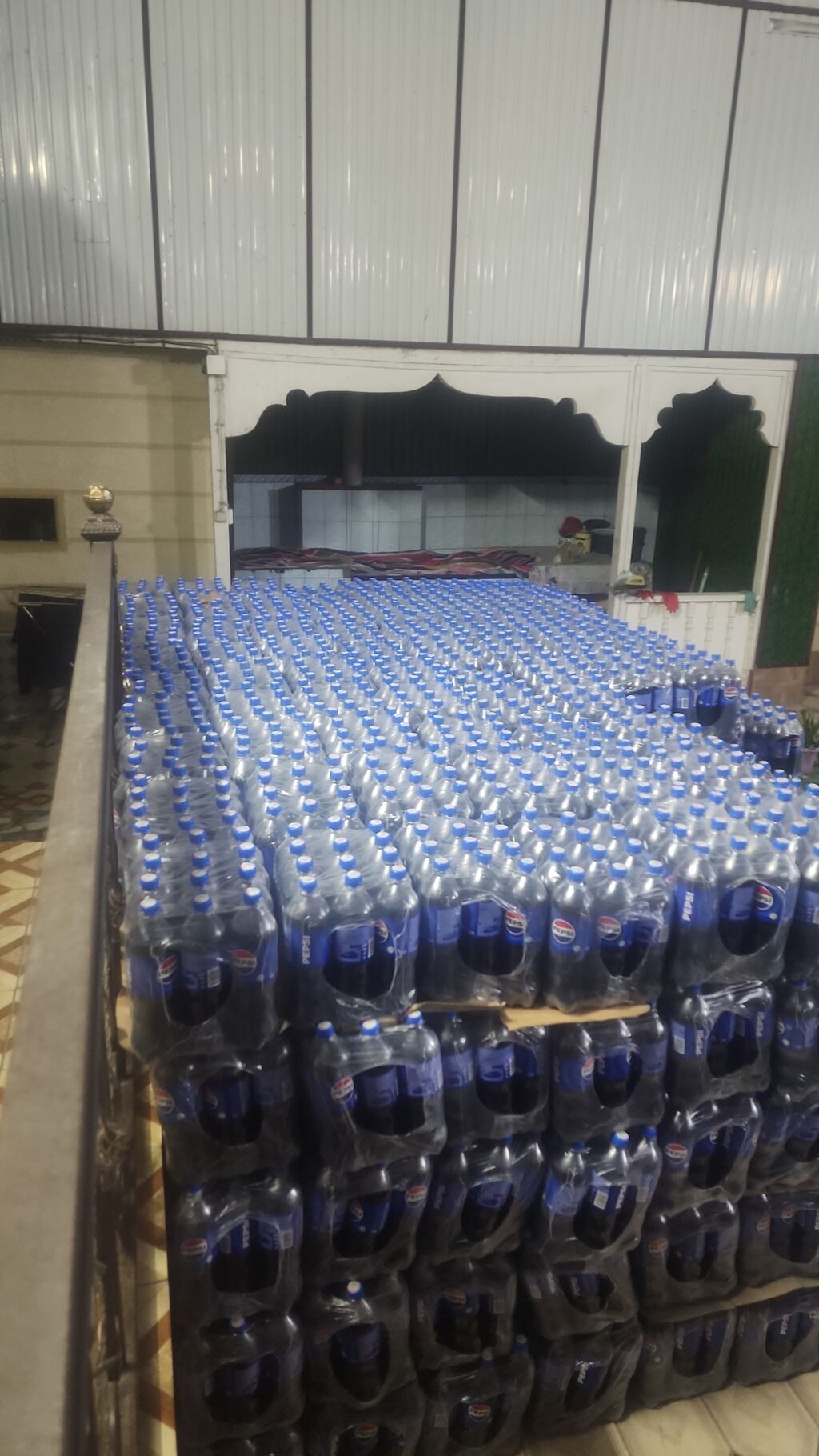 Pepsi, газированный напиток, фасовка для опта. - Объем бутылки: 2 л — фото 2