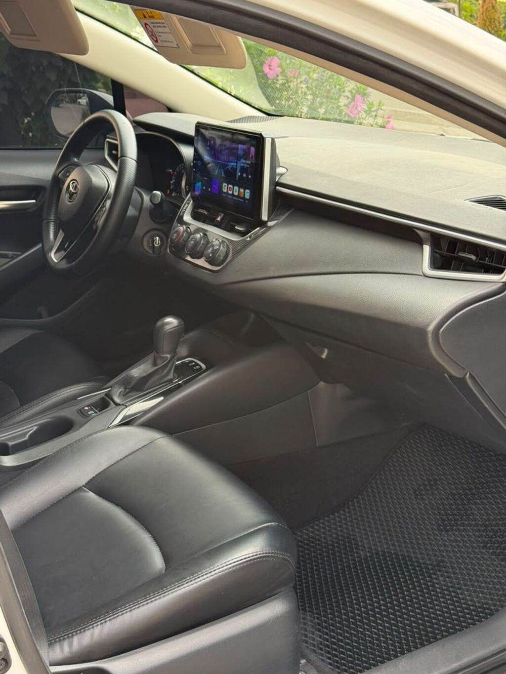 Toyota Corolla: 2020 г., 1.2 л, Автомат, Бензин, Седан: фото 7