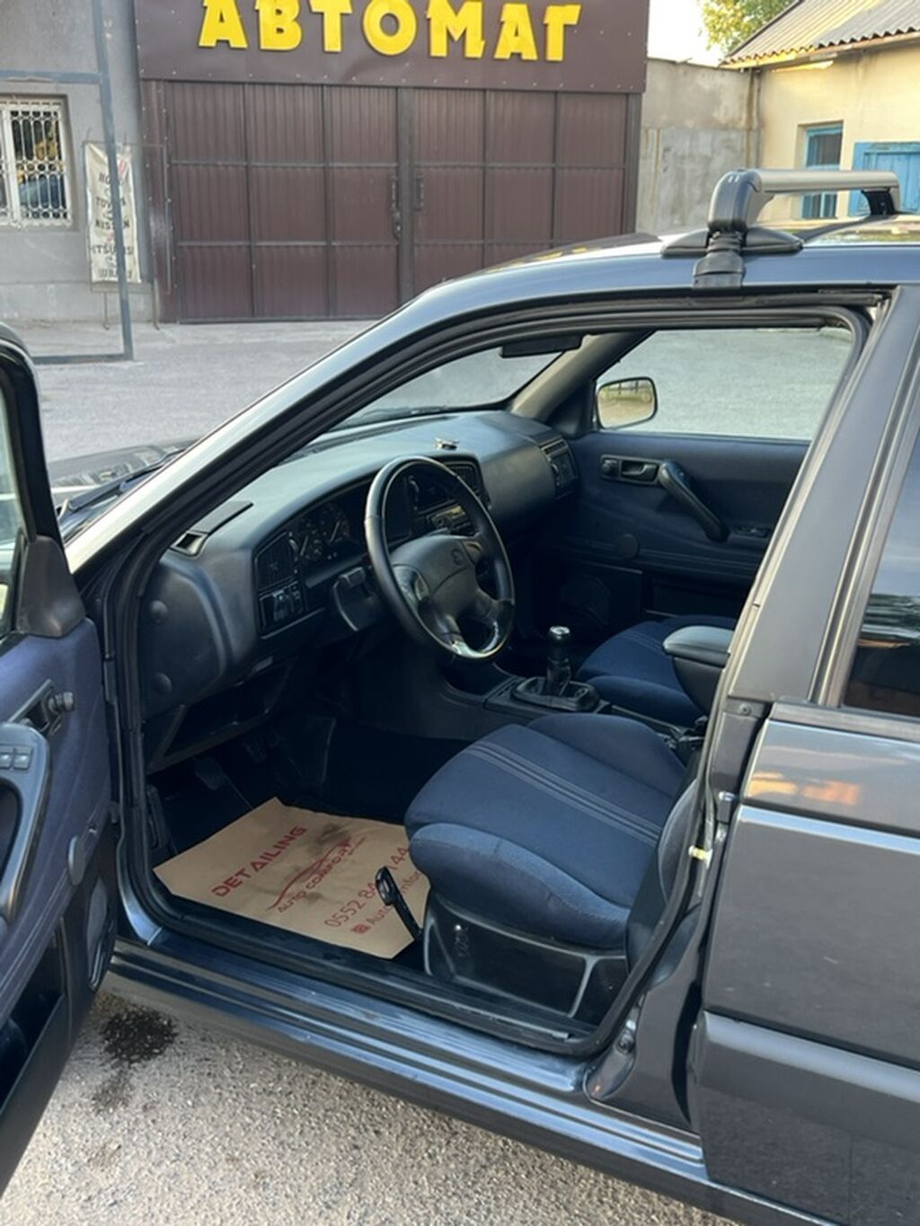 Volkswagen Passat: 1990 г., 1.8 л, Механика, Бензин, Седан: фото 3