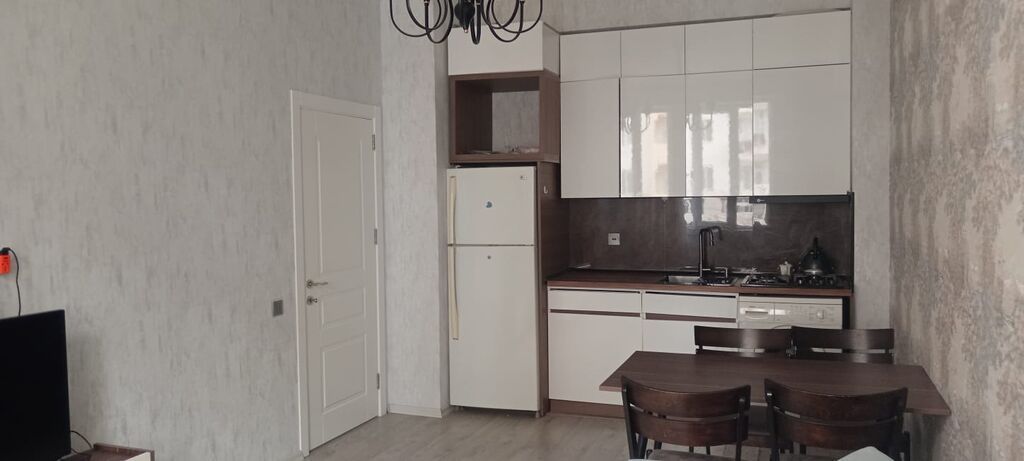 2 otaqlı, Yeni tikili, 42 kv. m