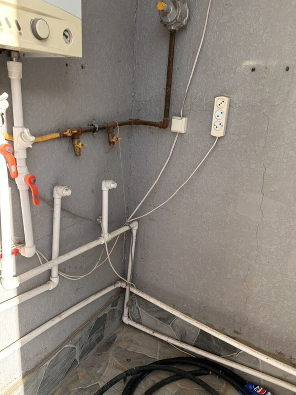 4 otaqlı, 180 kv. m, Yeni təmirli