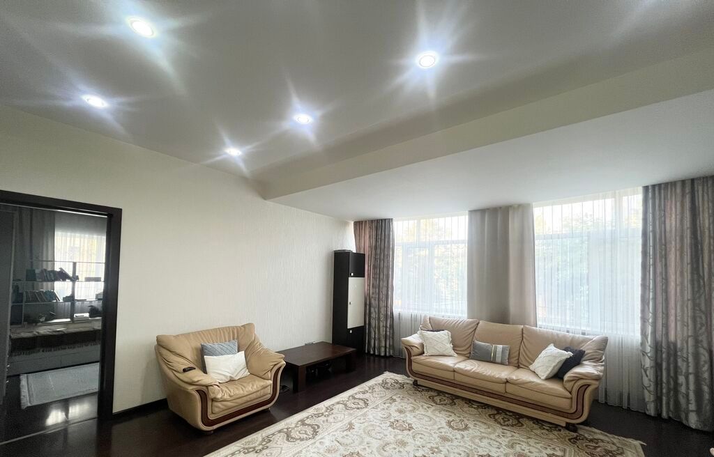 4 комнаты, 160 м², Бишкек Парк ТРЦ 2 этаж: фото 3