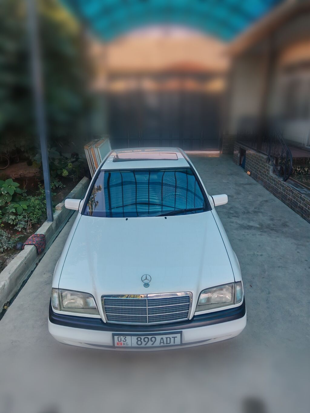Mercedes-Benz C-Class: 1993 г., 2.2 л, Бензин, Седан: фото 3