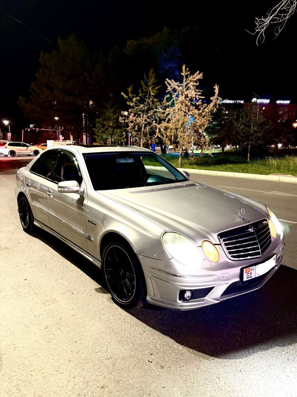 Mercedes-Benz E-Class: 2002 г., 5 л, Автомат, Бензин, Седан: фото 7