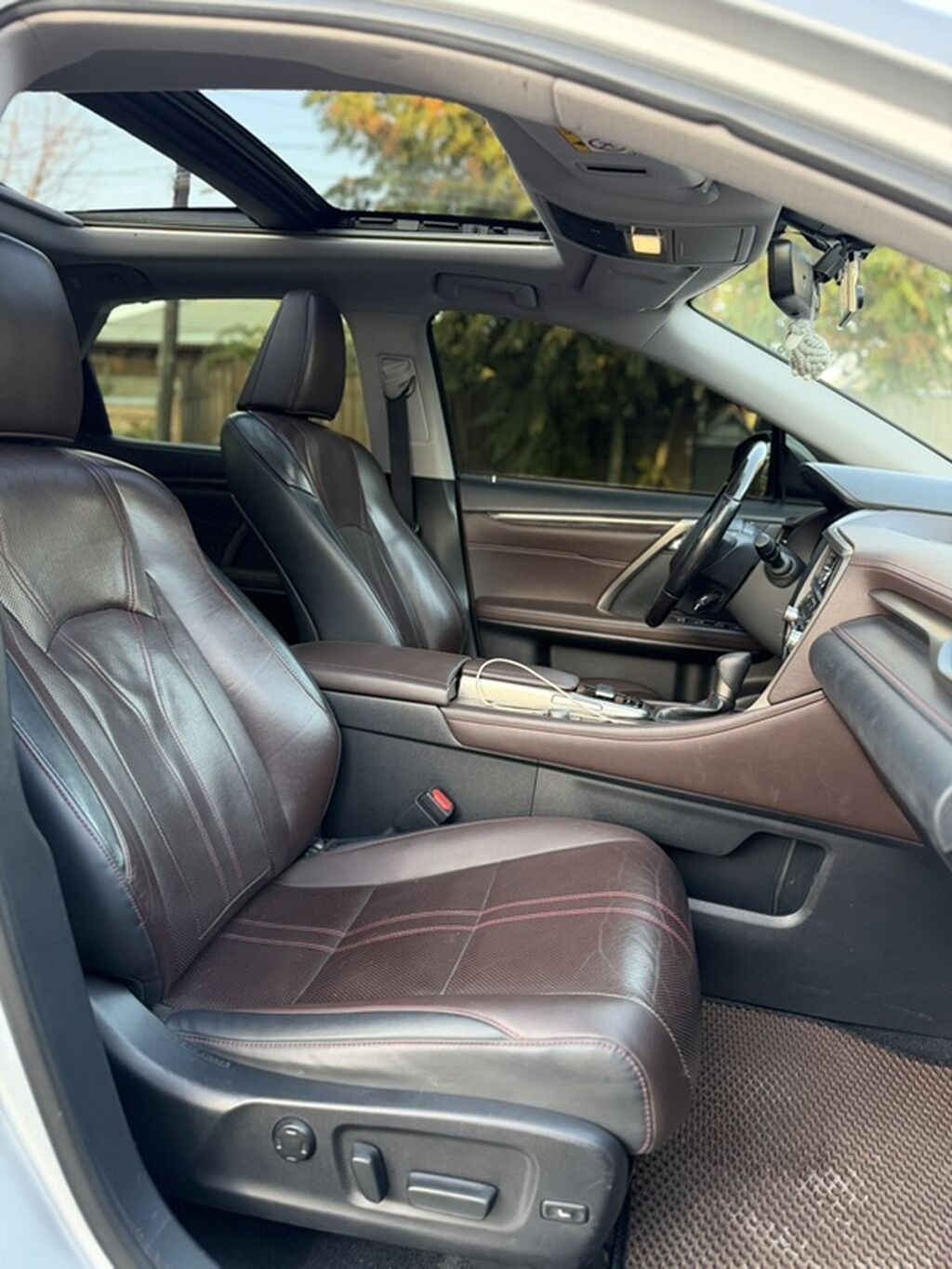 Lexus RX: 2016 г., 3.5 л, Автомат, Гибрид, Кроссовер: фото 6
