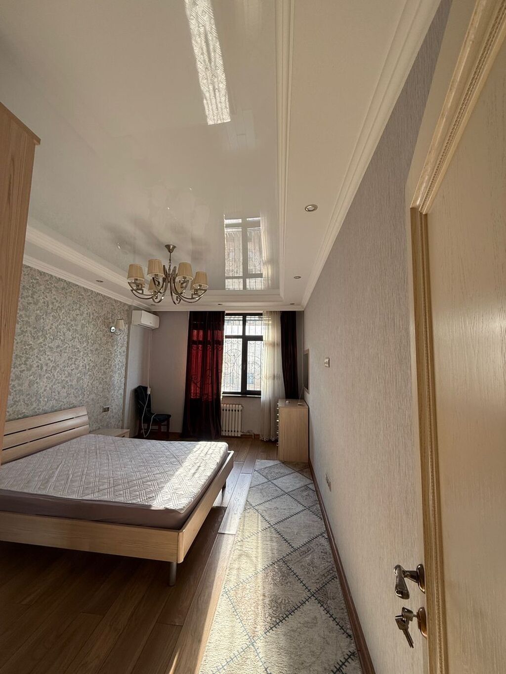 3 комнаты, 100 м², ул. Ахунбаева / Малдыбаева Элитка, 8 этаж, Евроремонт: фото 2