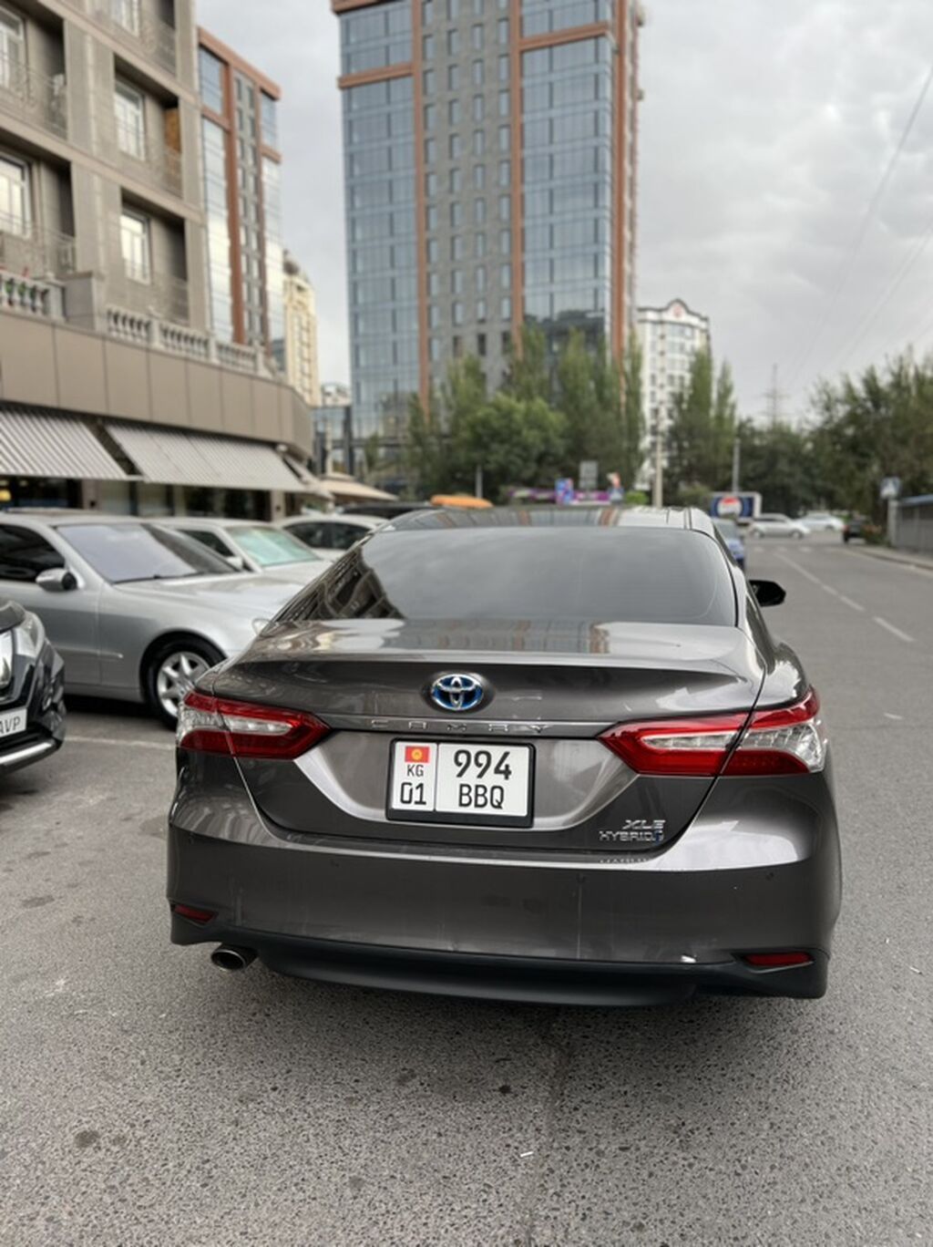Toyota Camry: 2018 г., Вариатор, Гибрид, Седан: фото 4