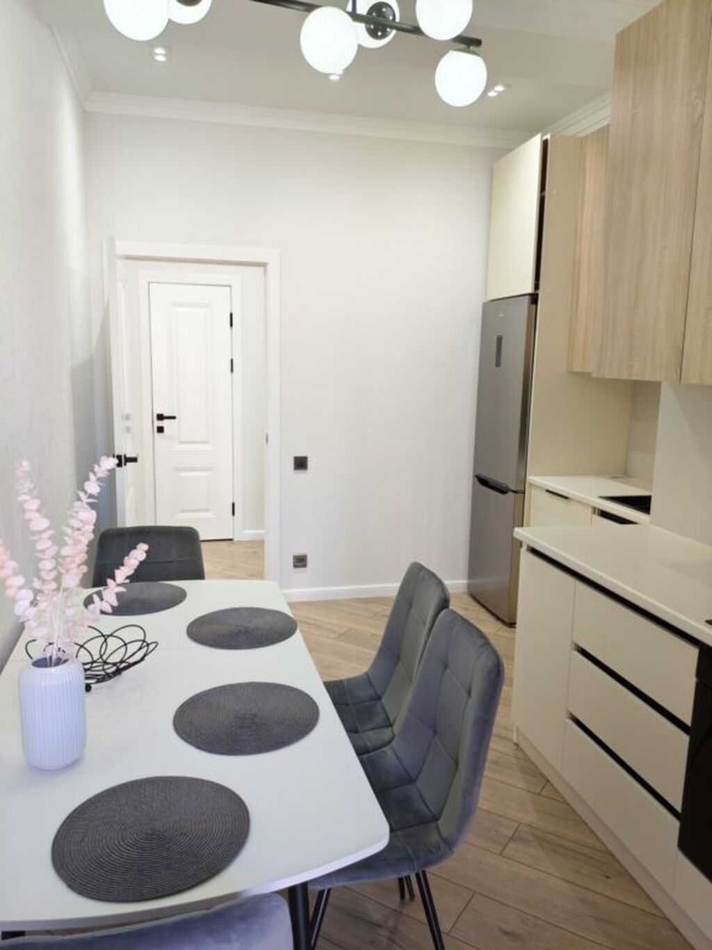 2 комнаты, 76 м², Асанбай мкр Элитка, 5 этаж, Дизайнерский ремонт: фото 2