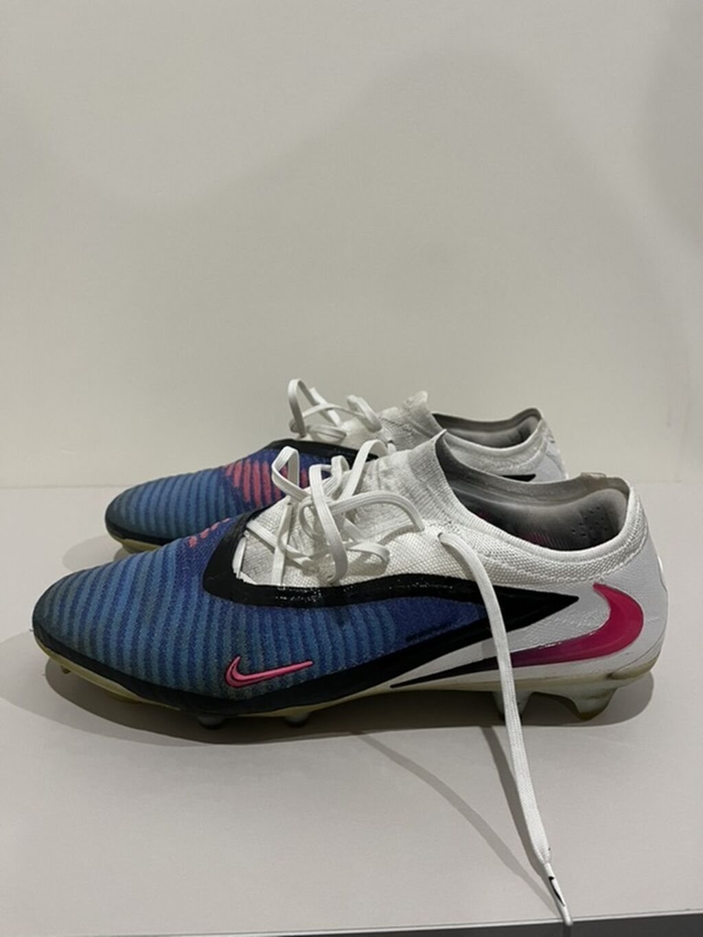Футбольные бутсы Nike Phantom GT Торг есть Характеристики: - Верх: фото 3
