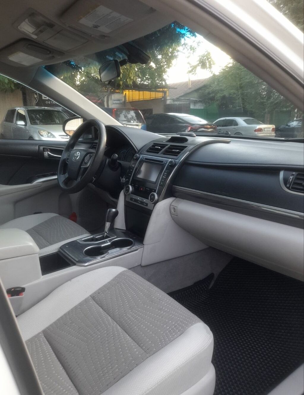 Toyota Camry: 2014 г., 2.5 л, Автомат, Гибрид, Седан — фото 7