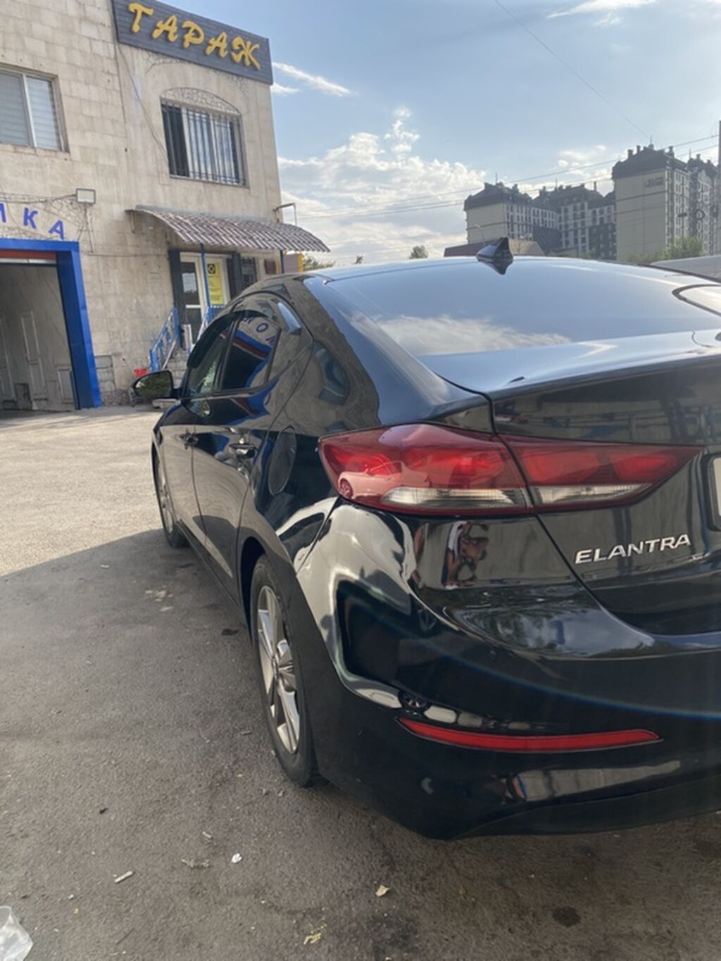 Hyundai Elantra: 2017 г., 2 л, Автомат, Бензин, Седан: фото 6