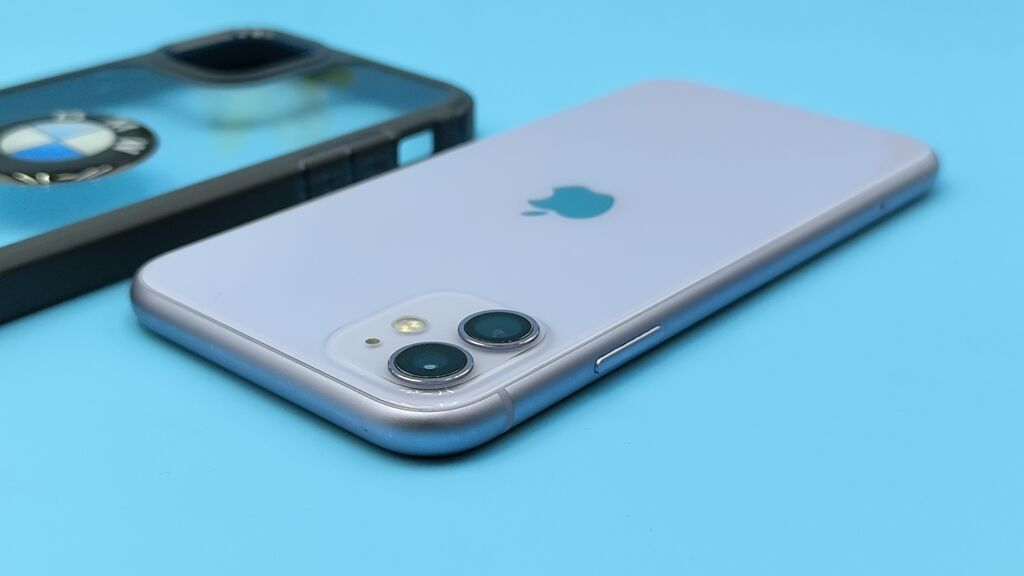 IPhone 11, Б/у, Blue Titanium, Защитное стекло, Чехол, 75 %: фото 2