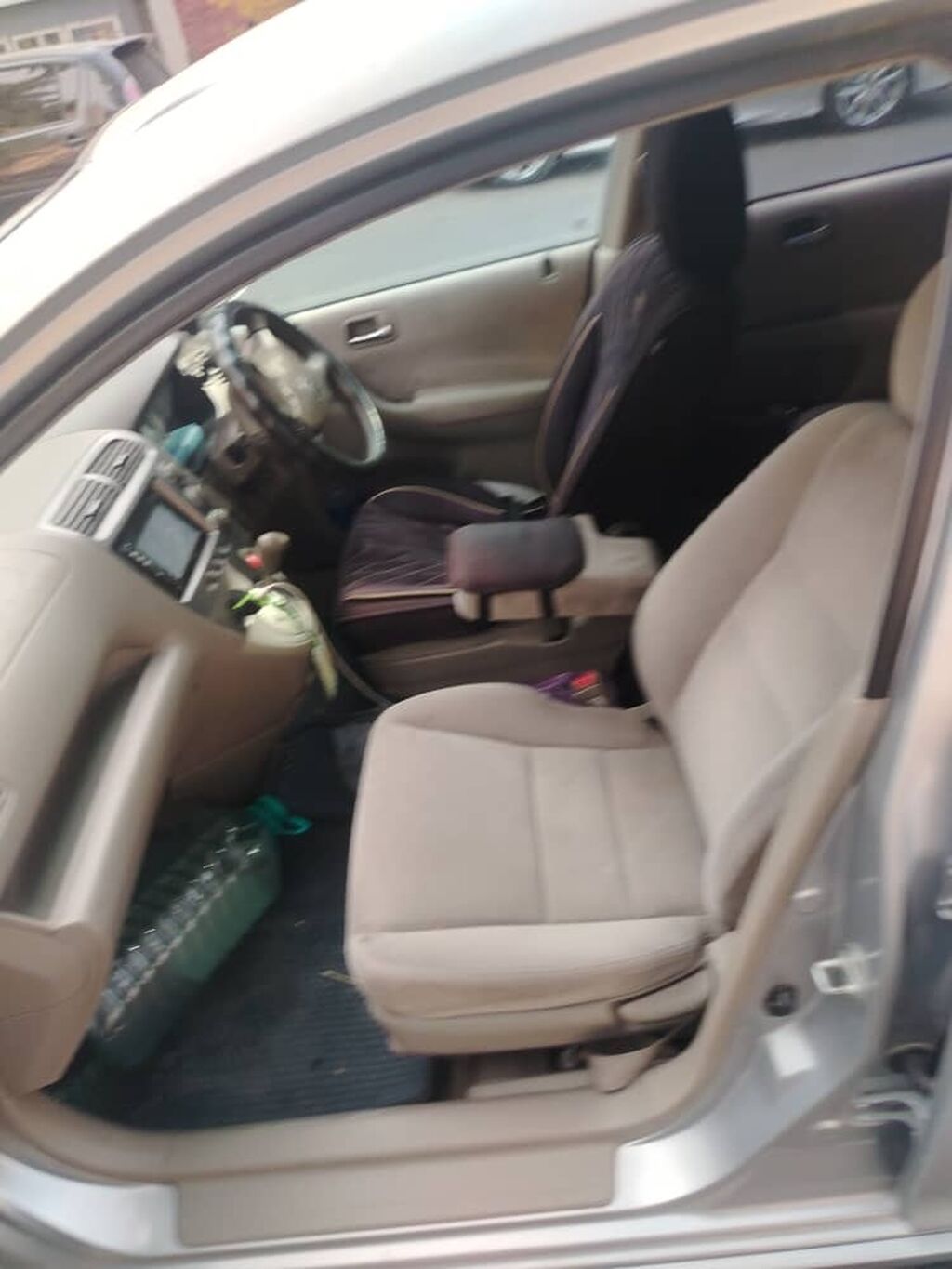 Honda Civic: 2004 г., Автомат, Бензин, Хэтчбэк: фото 8