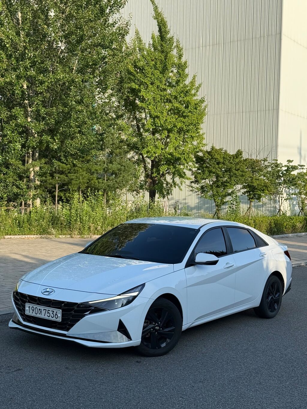 Hyundai Avante: 2021 г., 1.6 л, Автомат, Гибрид, Седан: фото 2