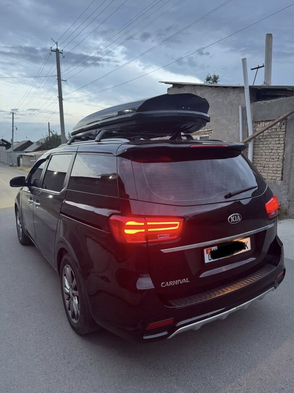 Kia Carnival: 2021 г., 2.2 л, Автомат, Минивэн: фото 2