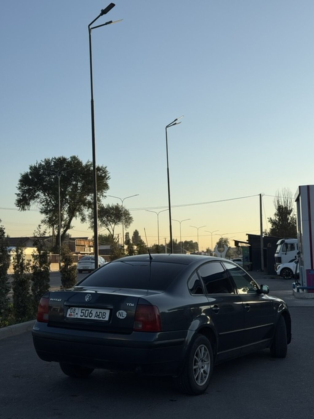 Volkswagen Passat: 2000 г., 1.9 л, Механика, Дизель, Седан: фото 3