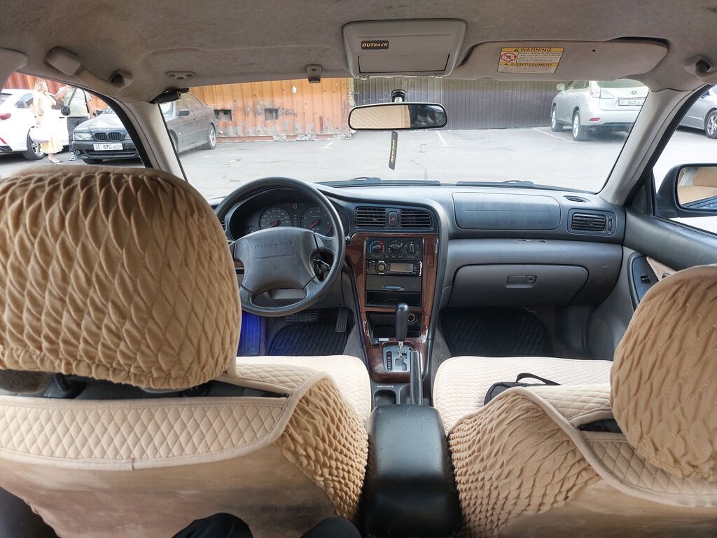 Subaru Outback: 2003 г., 2 л, Автомат, Газ, Универсал: фото 5