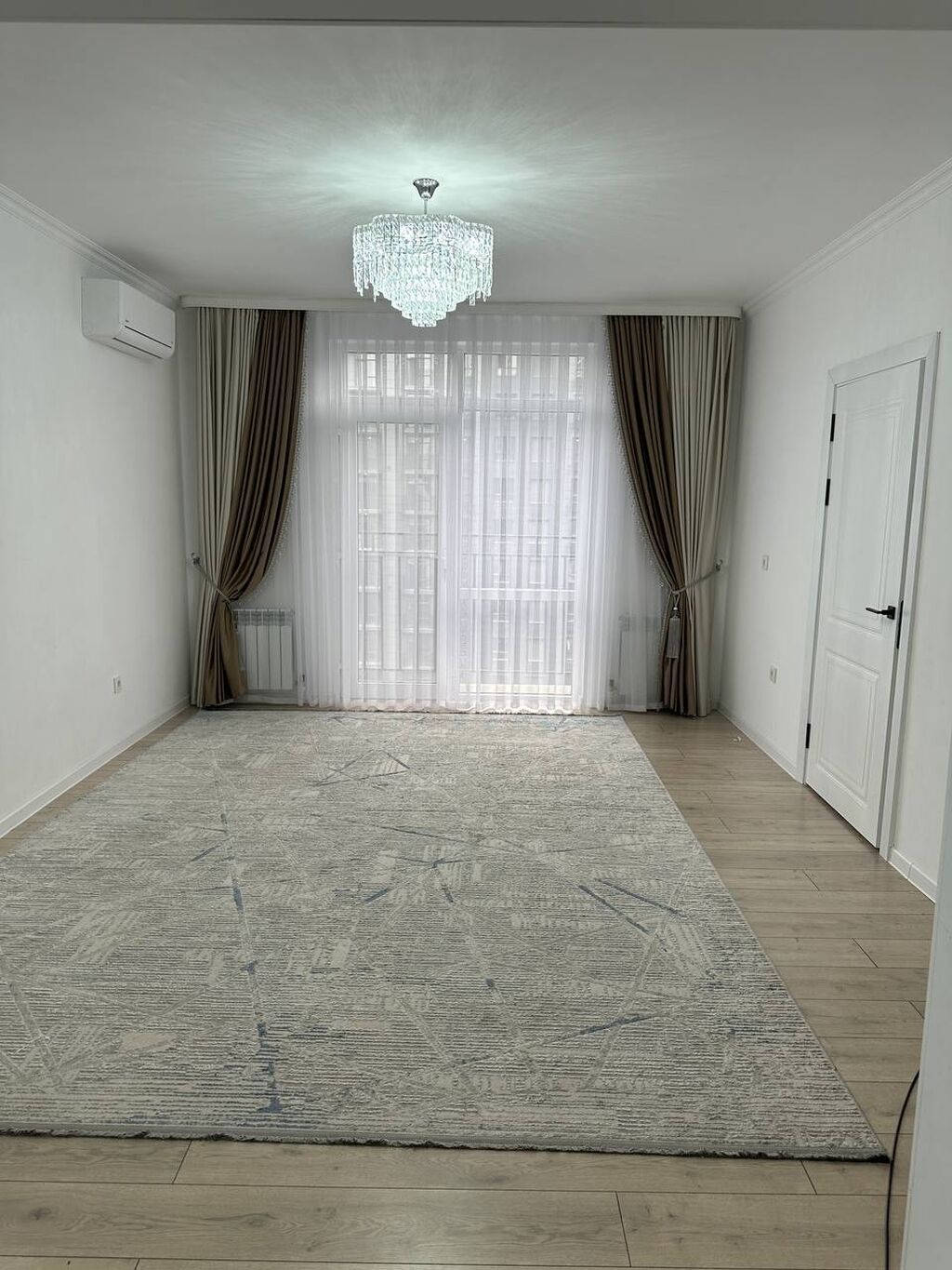3 комнаты, 73 м², Городская больница №4 (ул. Айни) Элитка, 21 этаж, Свежий ремонт: фото 8
