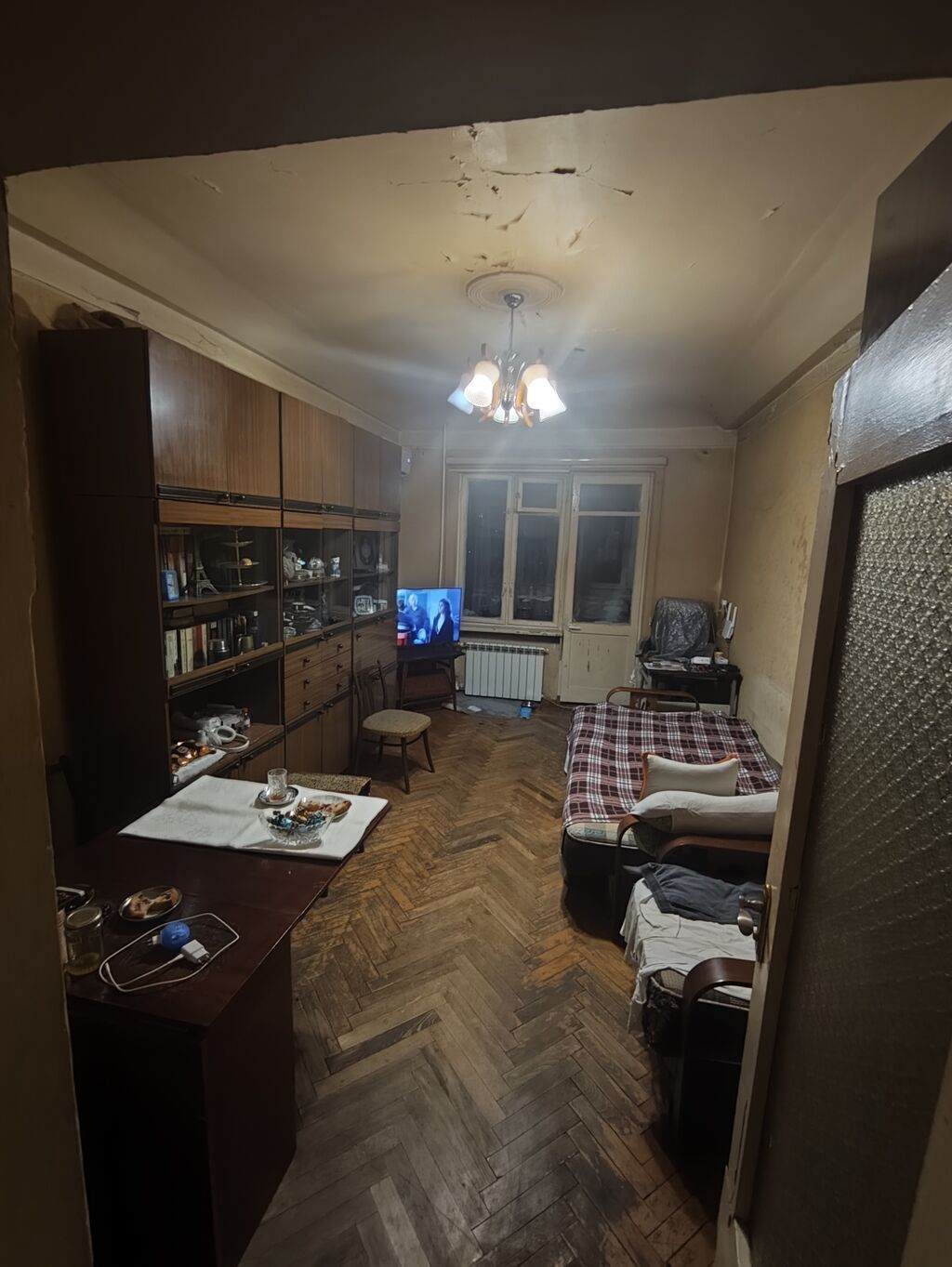 Bakı, 8-ci kilometr, 4 otaqlı, Köhnə tikili, m. Neftçilər, 80 kv. m