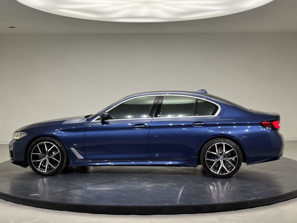 BMW 5 series: 2020 г., 2 л, Автомат, Бензин, Седан: фото 3