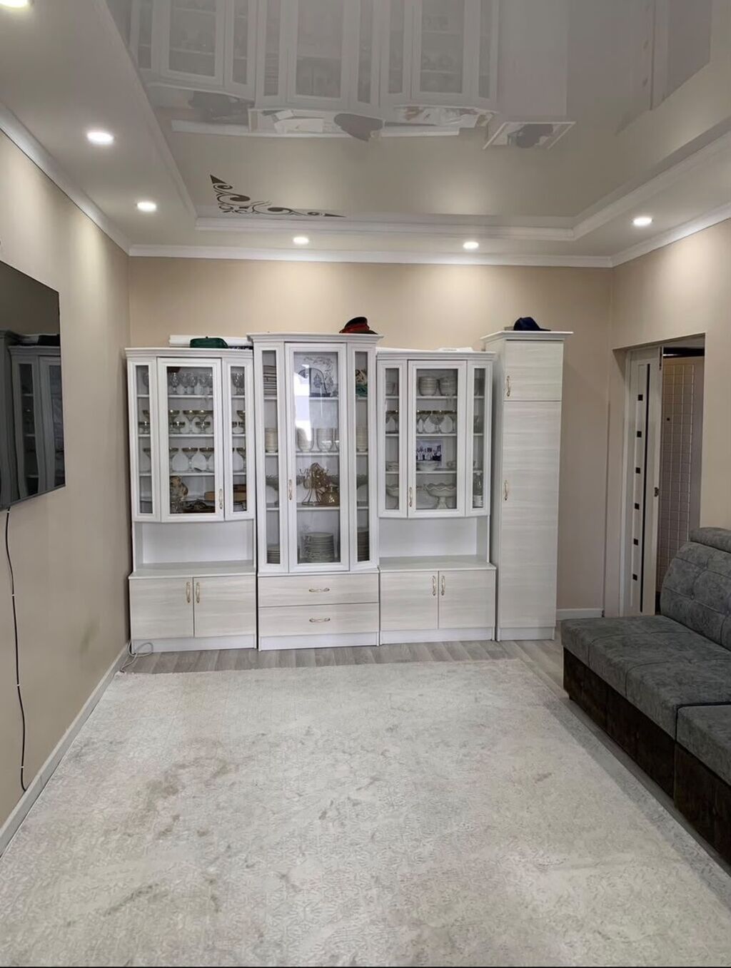 2 комнаты, 52 м², 12 мкр 106 серия, 5 этаж, Косметический ремонт: фото 2