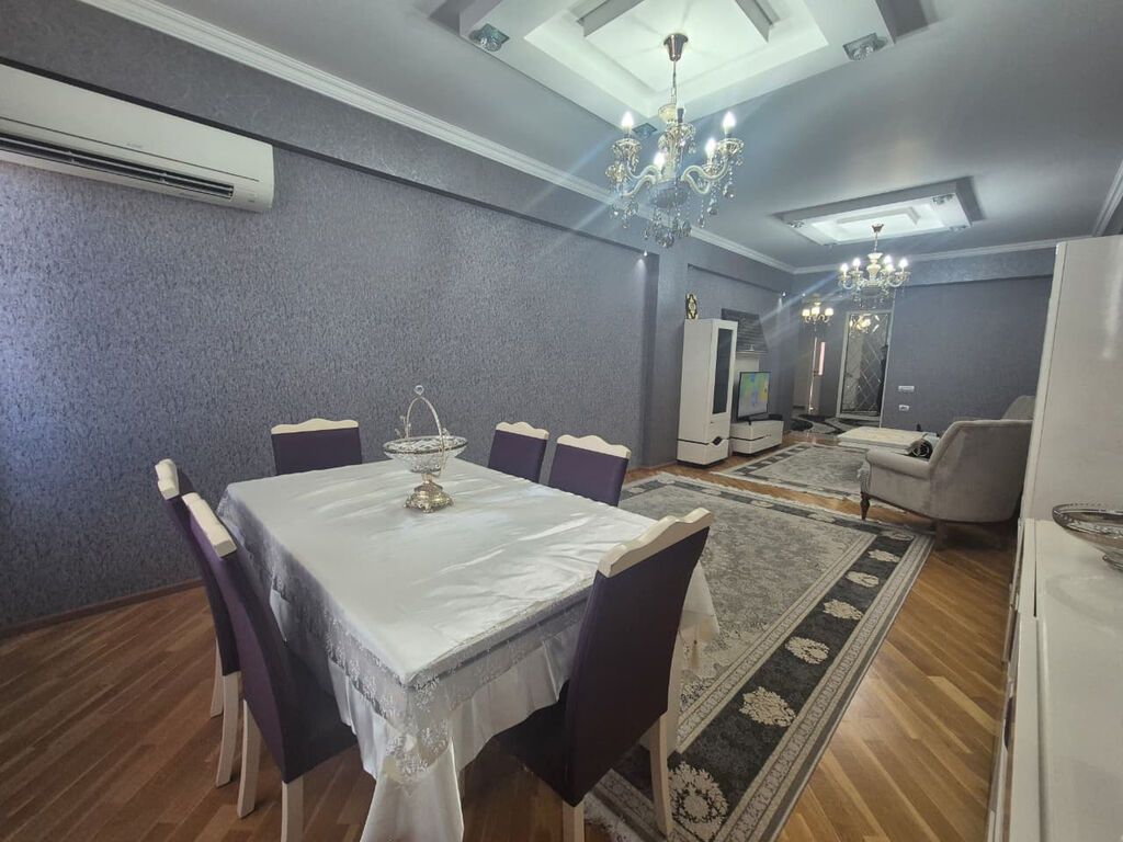 Nizami rayonu, Neftçilər metrosu, İcra Hakimiyyəti yaxınlığında, 220
