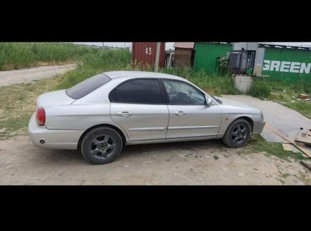 Hyundai Sonata: 1999 г., 2 л, Автомат, Бензин, Седан: фото 4