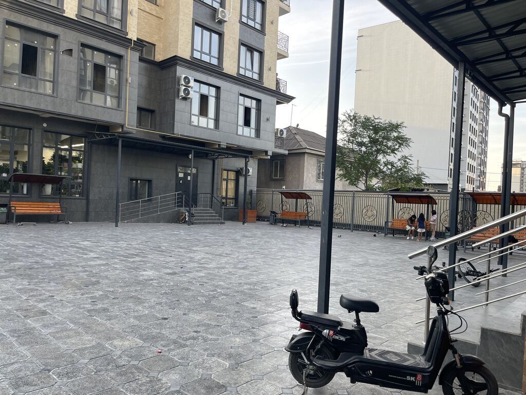 3 комнаты, 75 м², Дордой Плаза ТРЦ Элитка, 8 этаж, Евроремонт: фото 3