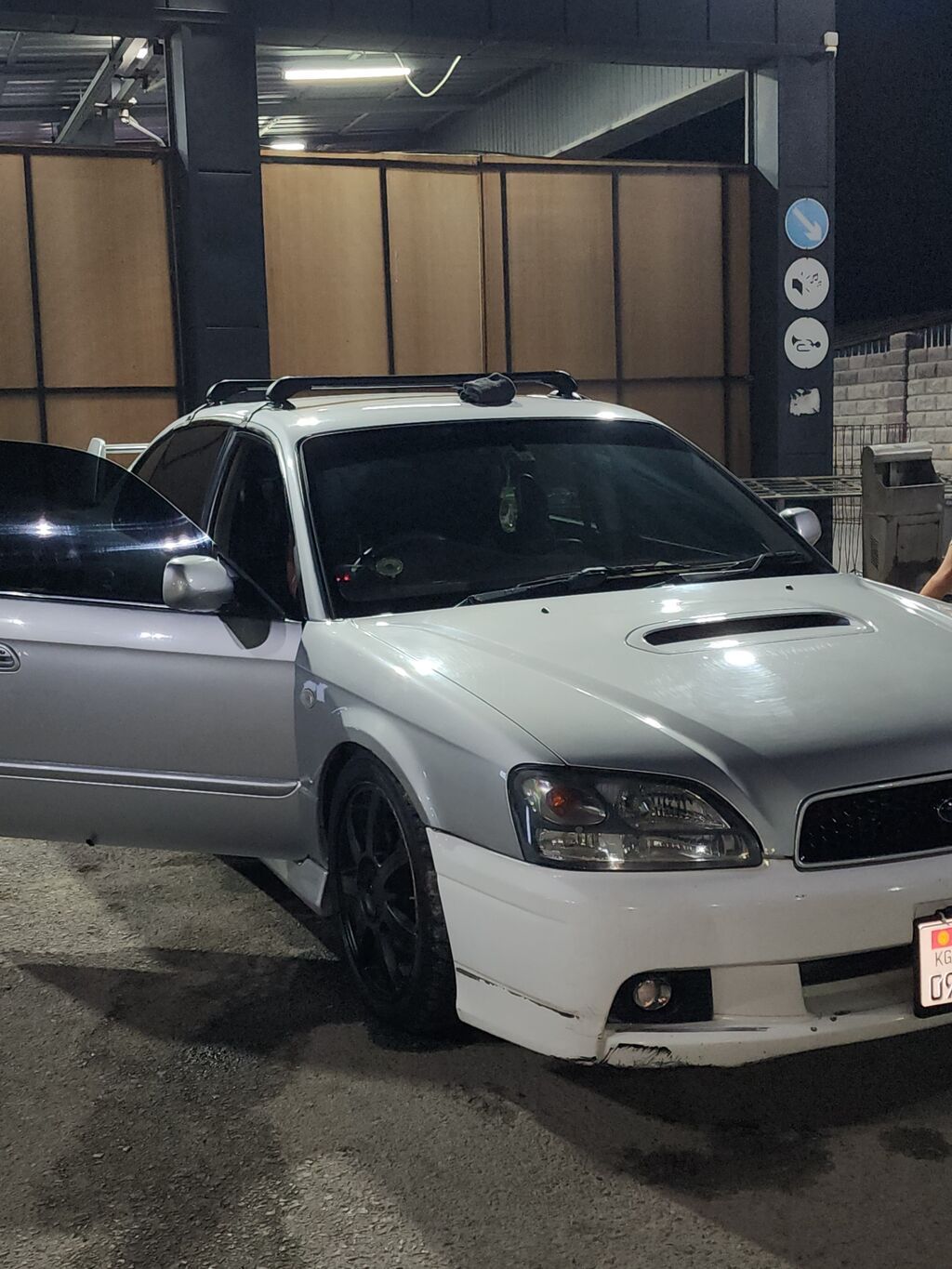 Subaru Legacy: 2002 г., 3 л, Автомат, Бензин, Седан: фото 6