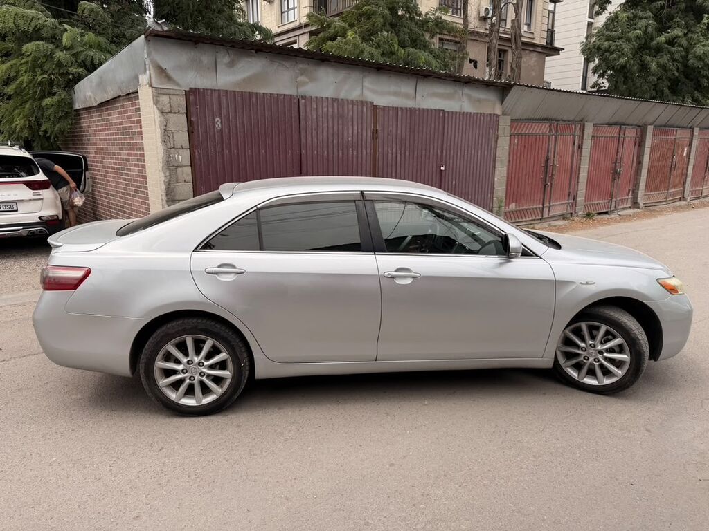 Toyota Camry: 2006 г., 2.4 л, Автомат, Газ, Седан: фото 3